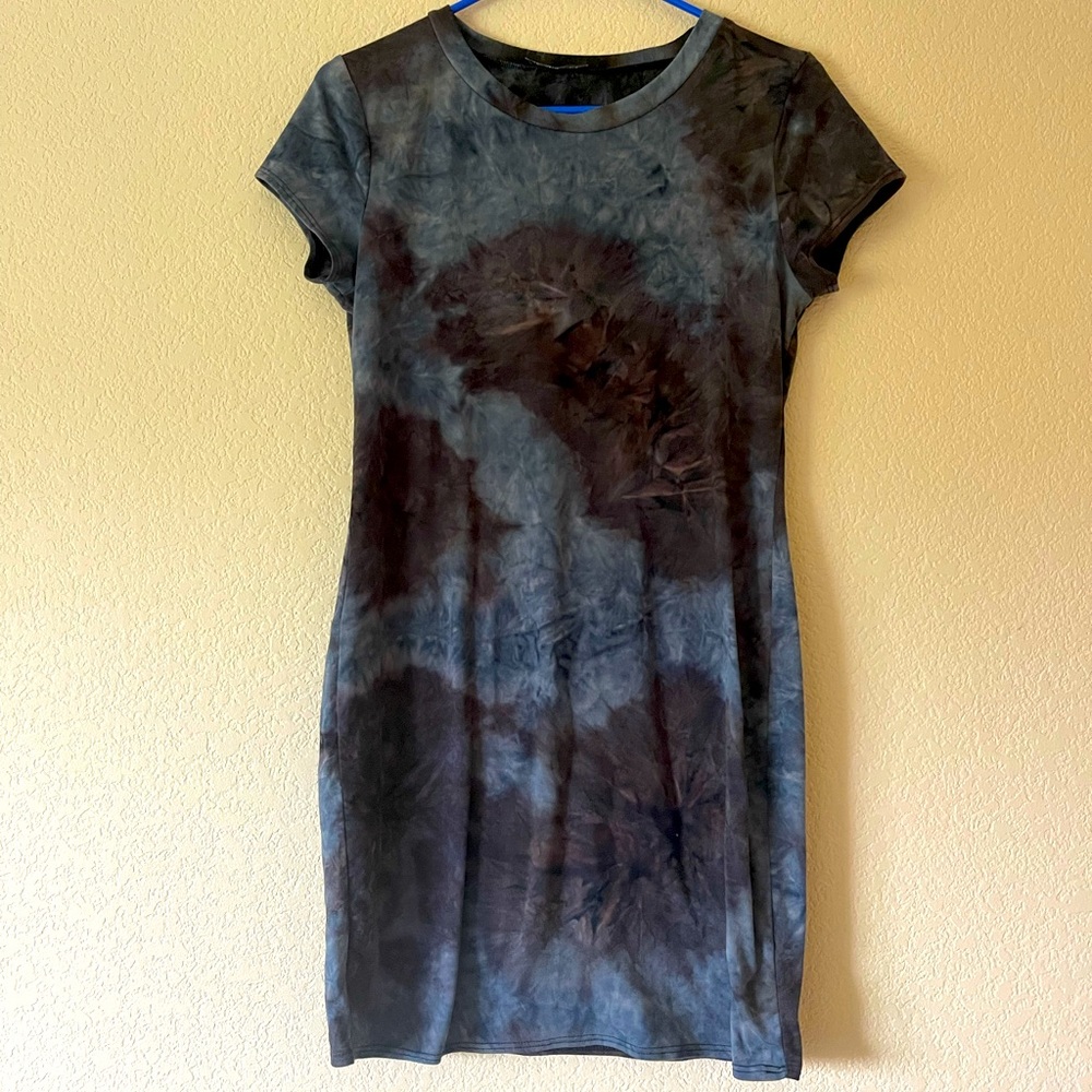 Size medium dress